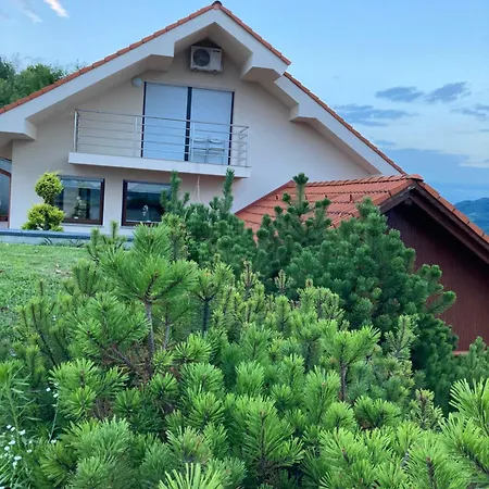 Morning Coffee W A View :) Apartment